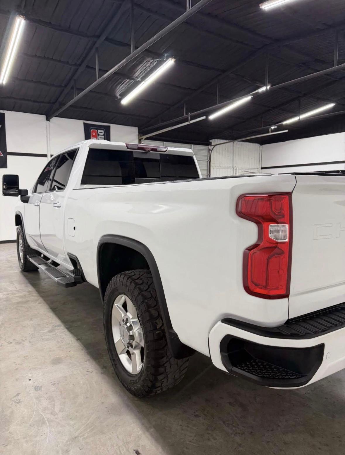 2022 Chevrolet Silverado 2500 HIGH COUNTRY - Image 5